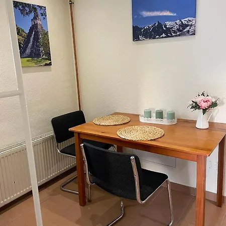 Daire Gemuetliche Gaestewohnung In Mit Pool *