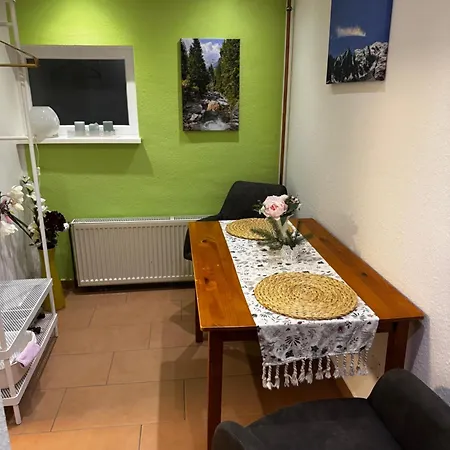 Gemuetliche Gaestewohnung Waldblick Appartamento *